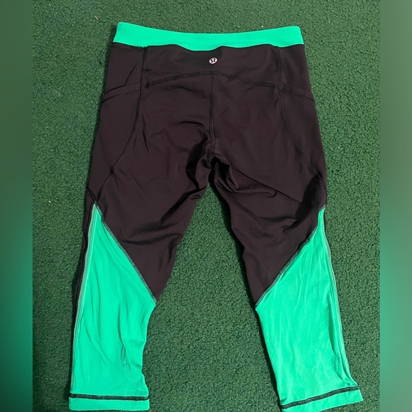 lululemon athletica Pants - Lululemon capris
